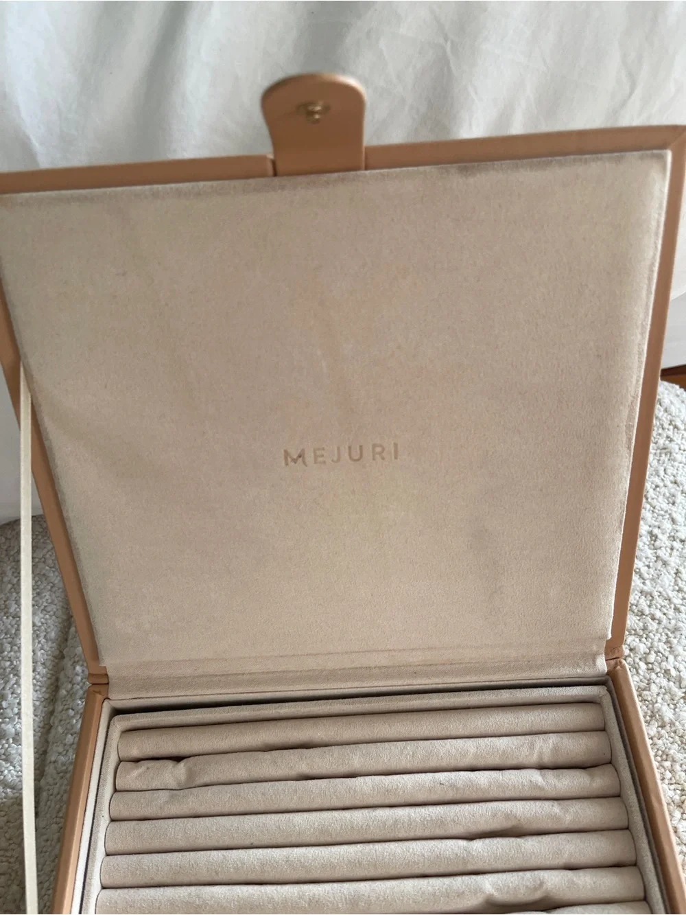 Mejuri Beige Jewelry Organizer with Ring Rolls and Compartments